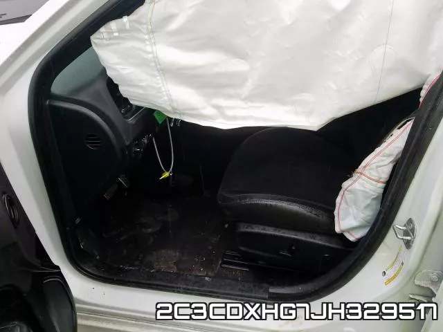 2C3CDXHG7JH329517 фото 5