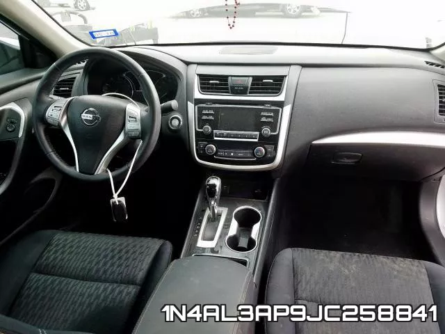 1N4AL3AP9JC258841 фото 6