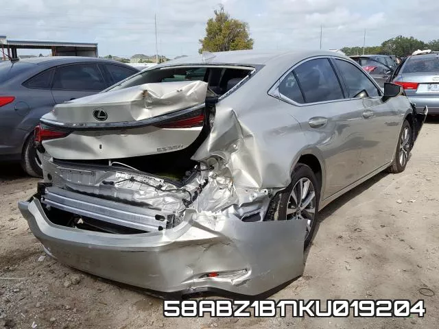 58ABZ1B17KU019204 фото 4