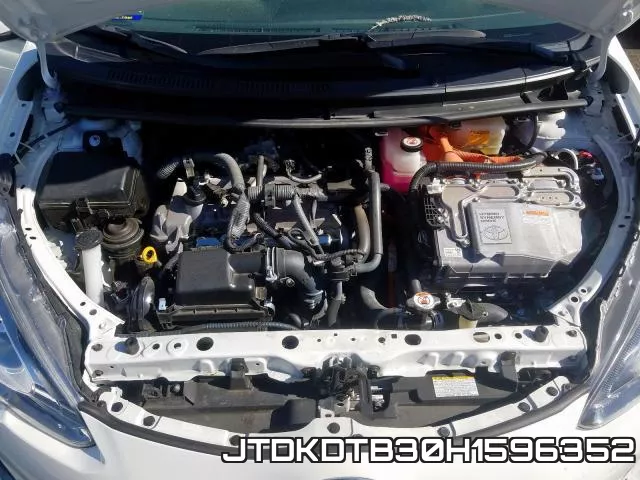 JTDKDTB30H1596352 фото 8