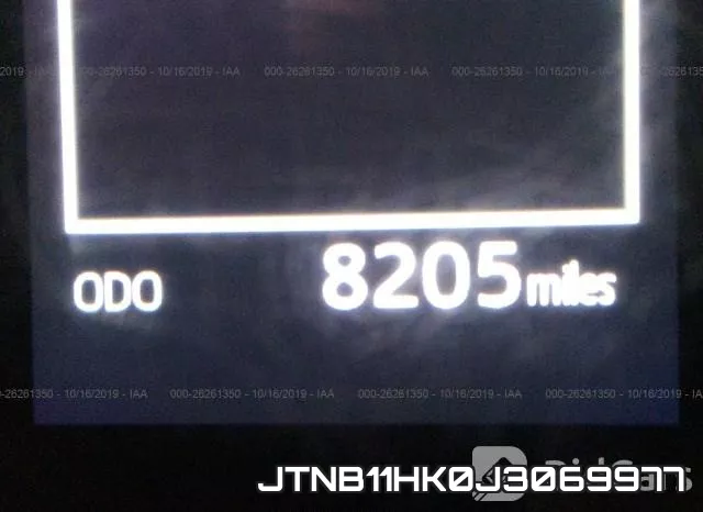 JTNB11HK0J3069977 фото 7