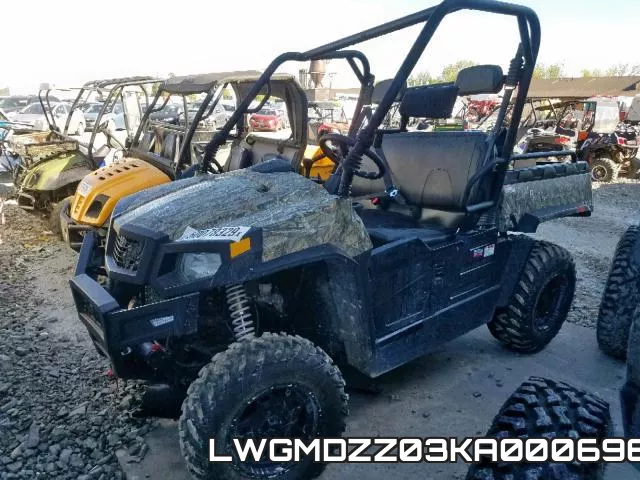 LWGMDZZ03KA000696 фото 3