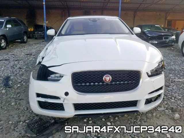 SAJAR4FX7JCP34240 фото 9