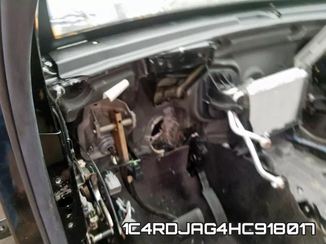 1C4RDJAG4HC918017 фото 9