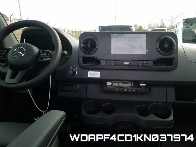 WDAPF4CD1KN037974 фото 9