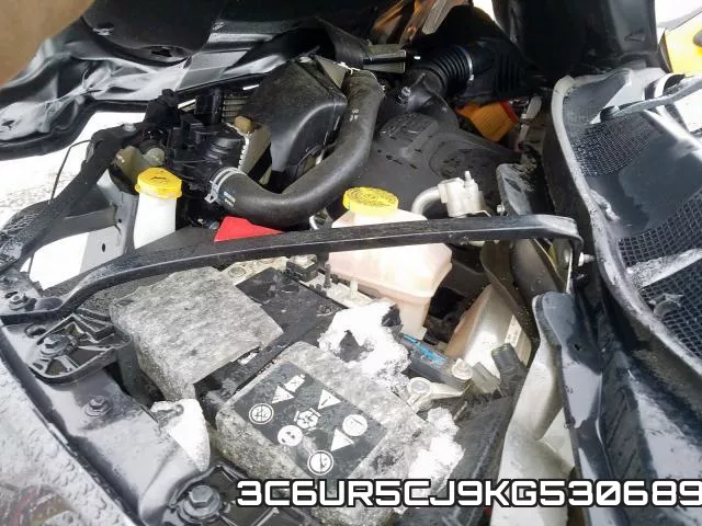 3C6UR5CJ9KG530689 фото 4