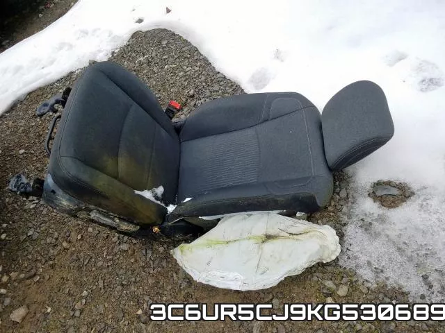 3C6UR5CJ9KG530689 фото 6