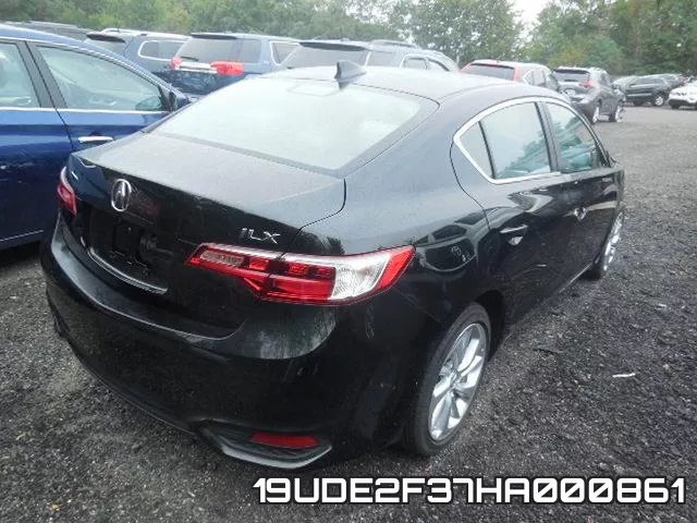 19UDE2F37HA000861 фото 4