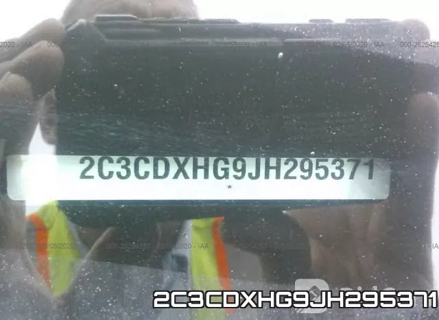 2C3CDXHG9JH295371 фото 9