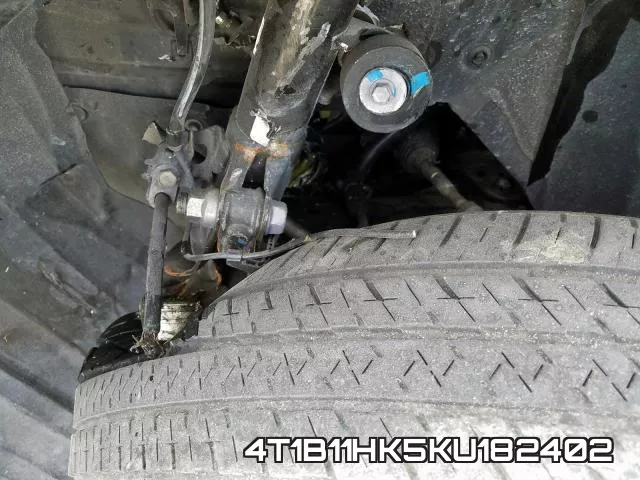 4T1B11HK5KU182402 фото 8