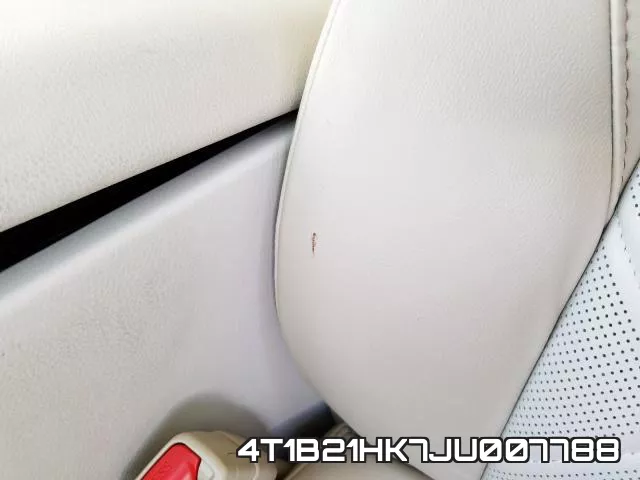 4T1B21HK7JU007788 фото 8