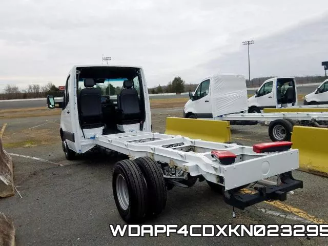 WDAPF4CDXKN023295 фото 4