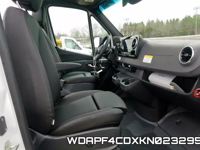 WDAPF4CDXKN023295 фото 6