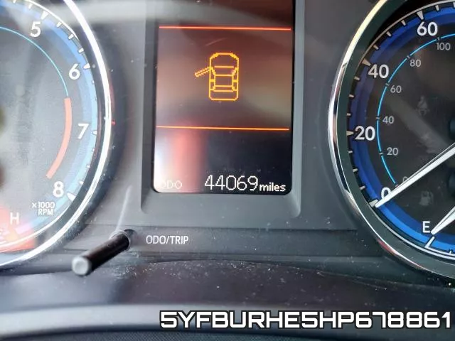 5YFBURHE5HP678861 фото 9