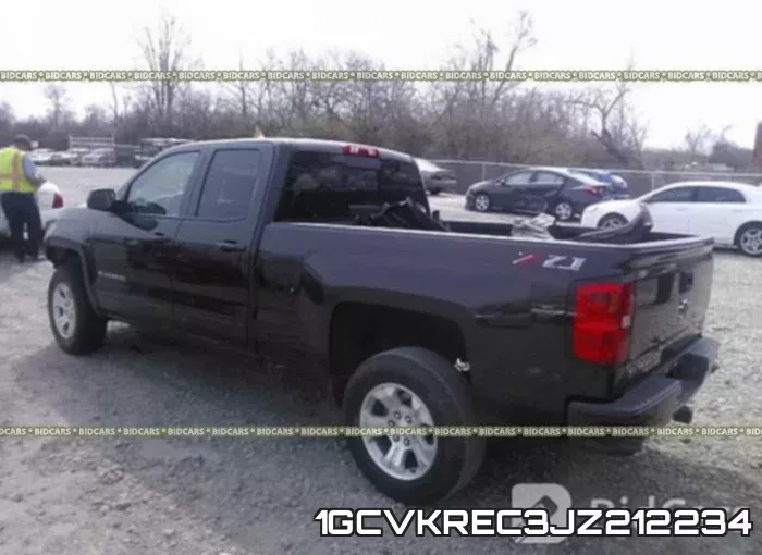 1GCVKREC3JZ212234 фото 4