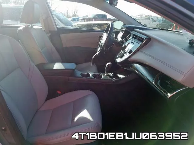 4T1BD1EB1JU063952 фото 6