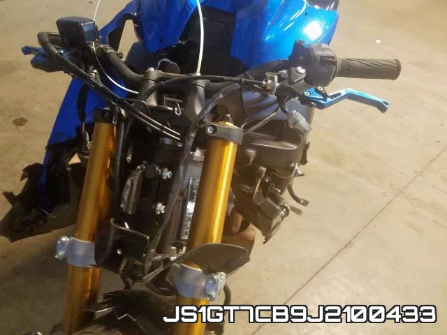 JS1GT7CB9J2100433 фото 7