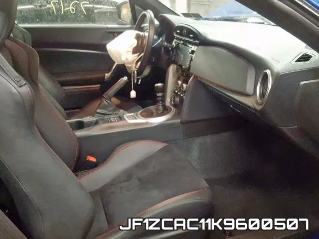 JF1ZCAC11K9600507 фото 4