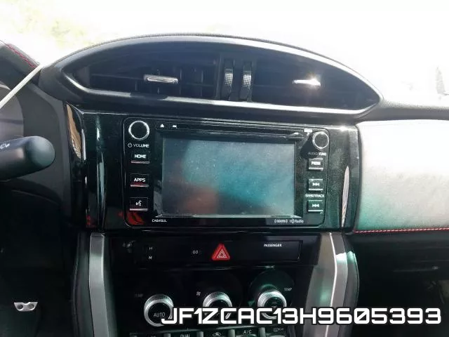 JF1ZCAC13H9605393 фото 8