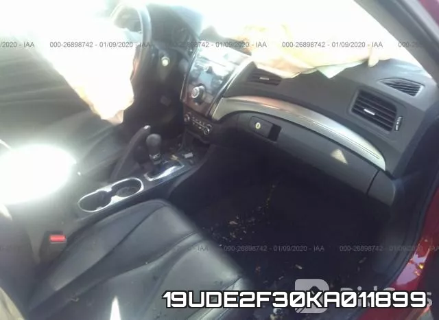 19UDE2F30KA011899 фото 3