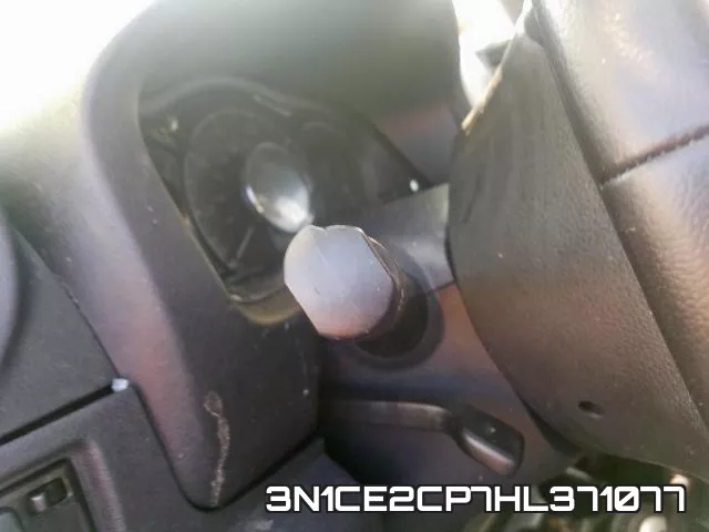 3N1CE2CP7HL371077 фото 8