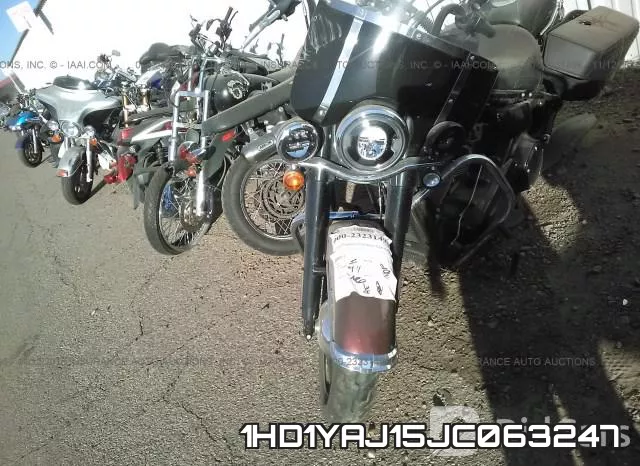 1HD1YAJ15JC063247 фото 4