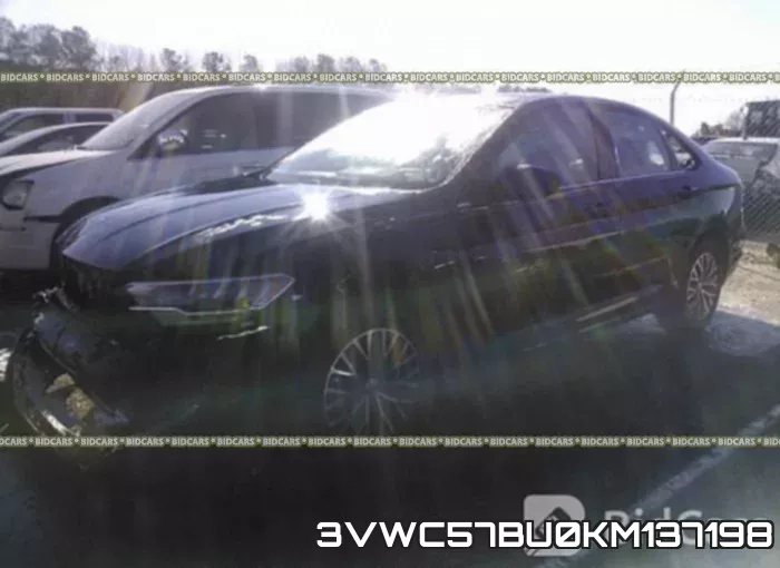 3VWC57BU0KM137198 фото 3