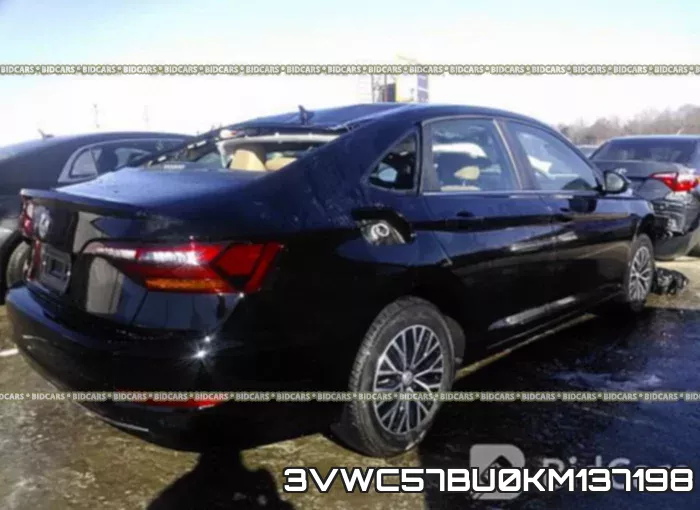3VWC57BU0KM137198 фото 5