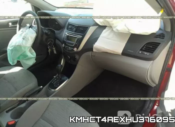 KMHCT4AEXHU376095 фото 6
