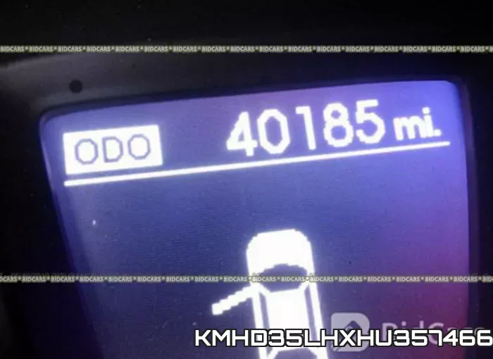 KMHD35LHXHU357466 фото 8