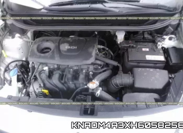 KNADM4A3XH6058256 фото 2