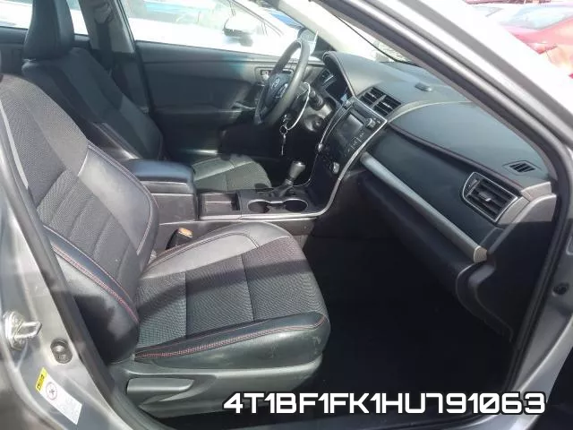4T1BF1FK1HU791063 фото 4