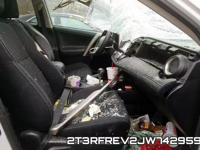2T3RFREV2JW742959 фото 4