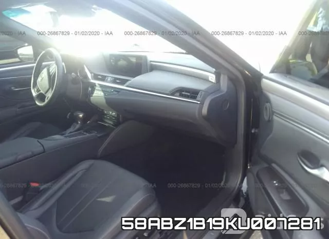 58ABZ1B19KU007281 фото 3