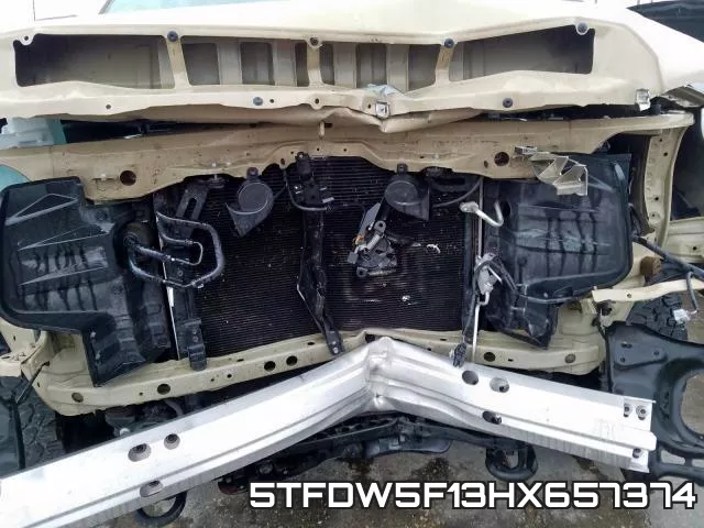 5TFDW5F13HX657374 фото 7