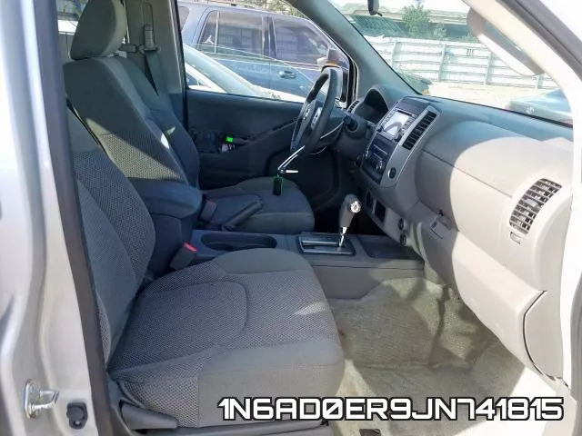 1N6AD0ER9JN741815 фото 3