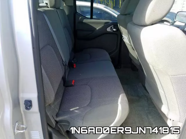1N6AD0ER9JN741815 фото 4