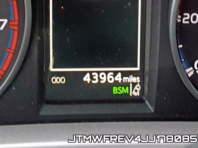 JTMWFREV4JJ178085 фото 7