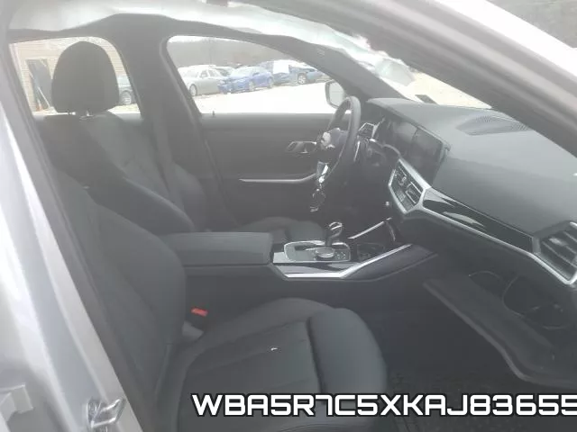 WBA5R7C5XKAJ83655 фото 3