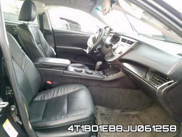 4T1BD1EB8JU061258 фото 3