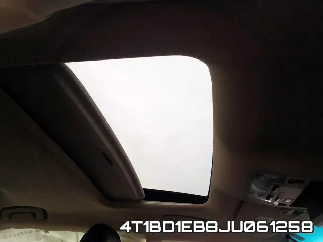 4T1BD1EB8JU061258 фото 7