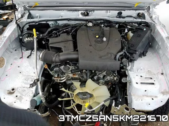 3TMCZ5AN5KM221670 фото 6