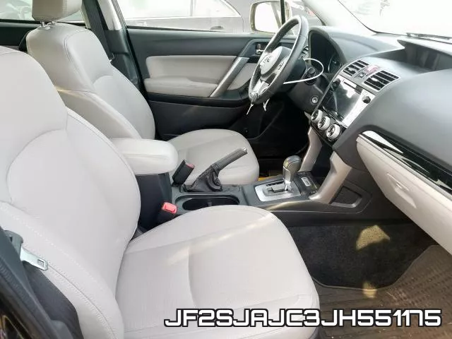 JF2SJAJC3JH551175 фото 3
