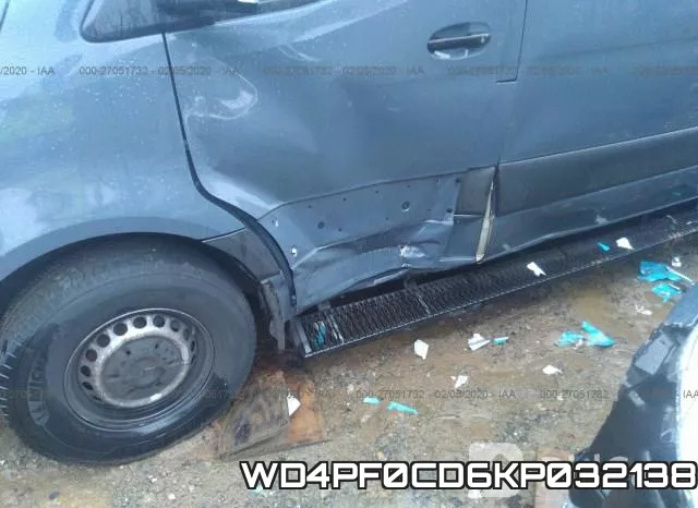 WD4PF0CD6KP032138 фото 6