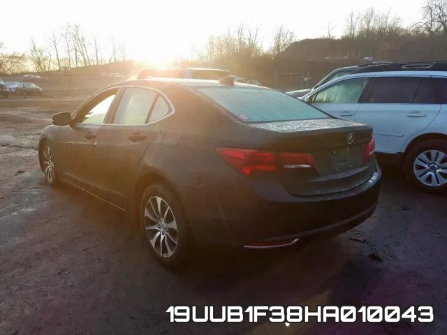 19UUB1F38HA010043 фото 3