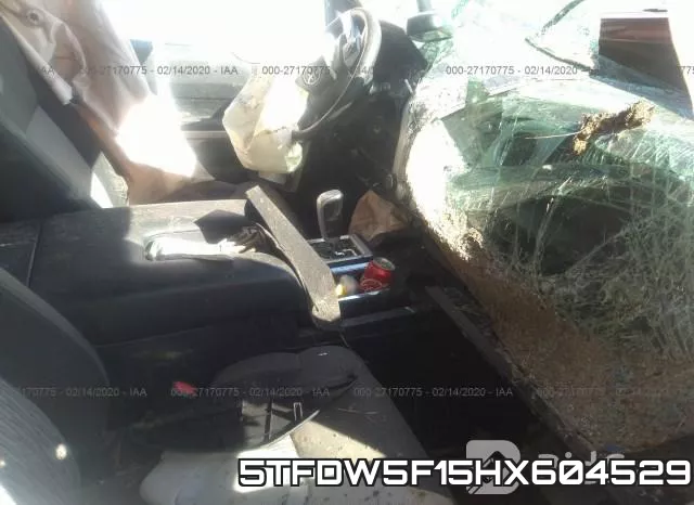 5TFDW5F15HX604529 фото 2