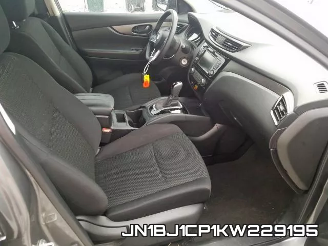 JN1BJ1CP1KW229195 фото 4