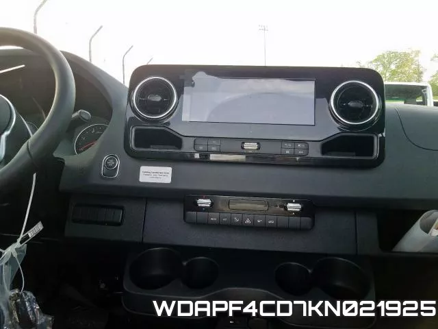 WDAPF4CD7KN021925 фото 4