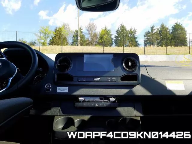WDAPF4CD9KN014426 фото 8