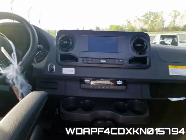 WDAPF4CDXKN015794 фото 7